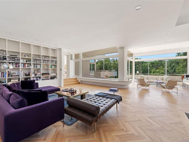 House for sale in Pound Ridge, New York