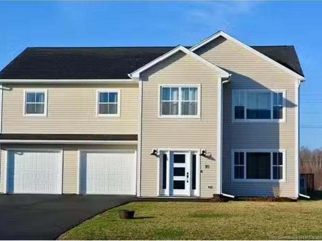 House for sale in Oromocto, New Brunswick