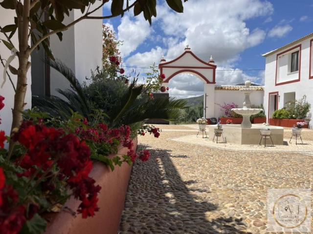 Casa Rural en venta en Campo de Aras, Lucena