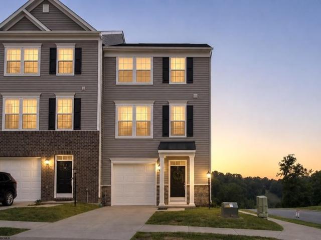 Townhouse for sale in Bridgeport, West Virginia