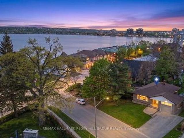 House for sale in Barrie, Ontario