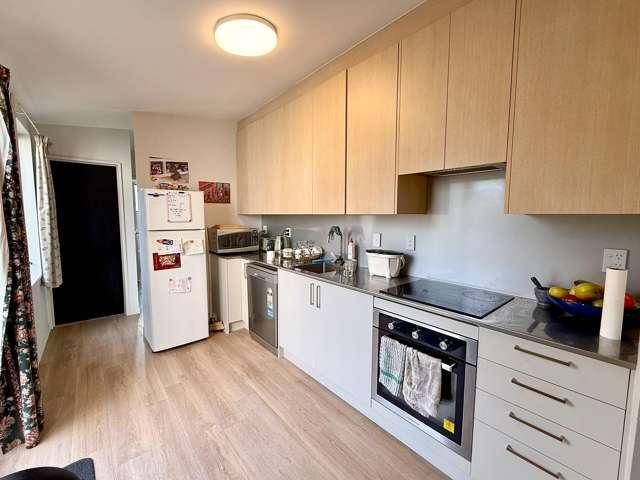 House for sale in Otakou