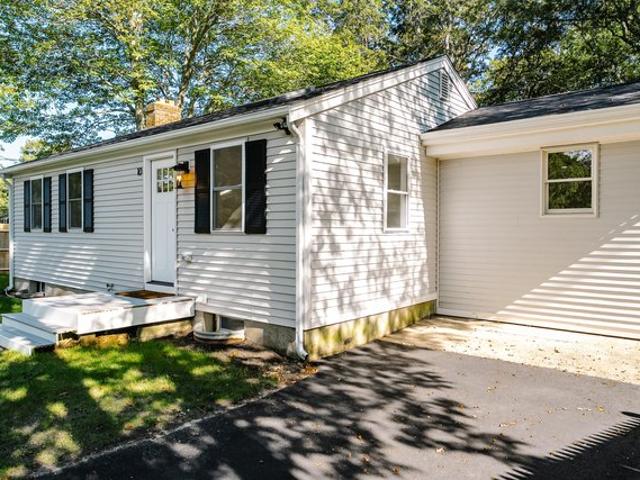 House for sale in West Yarmouth, Yarmouth