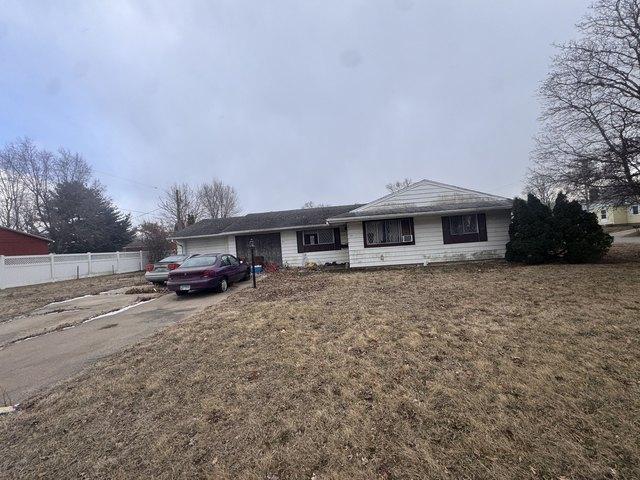 House for sale in Fulton, Illinois