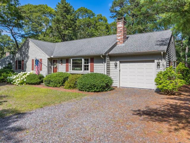 House for sale in East Dennis