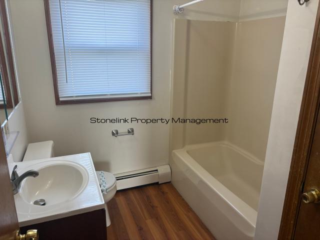 Apartment for rent in Cranston, Rhode Island