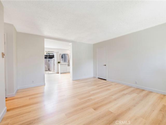 Condo for sale in Irvine, Woodbridge