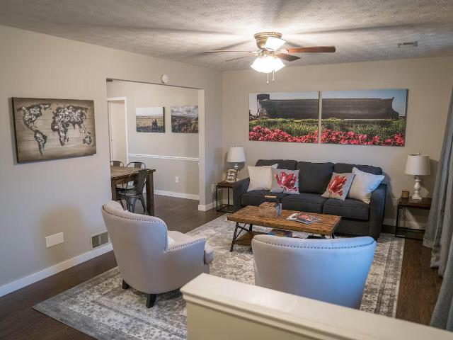 House for sale in Dry Ridge, Grant County