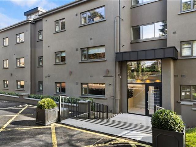 Apartment for sale in Bluebell, North Tipperary