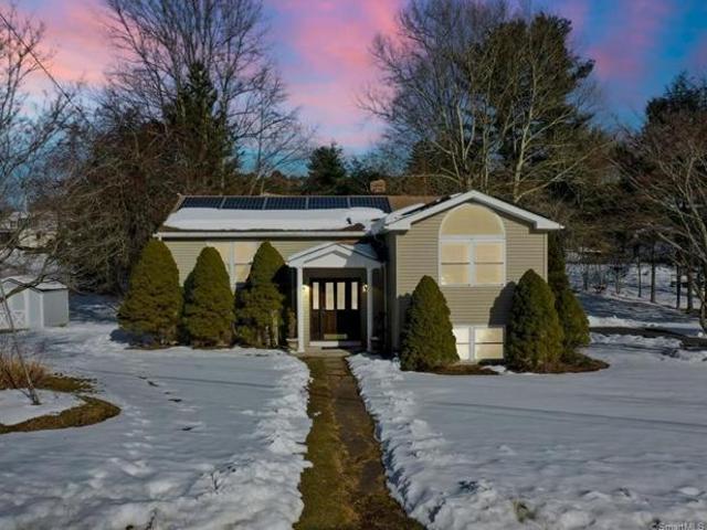 House for sale in Middlefield, Connecticut