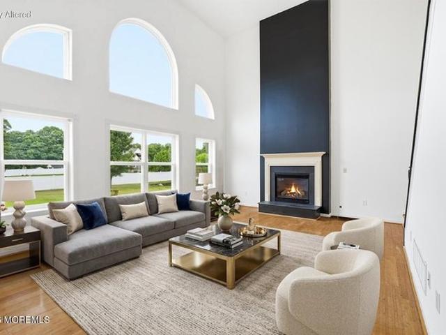 House for sale in Whiting, New Jersey