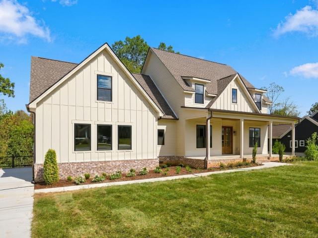 House for sale in Burns, Middle Tennessee