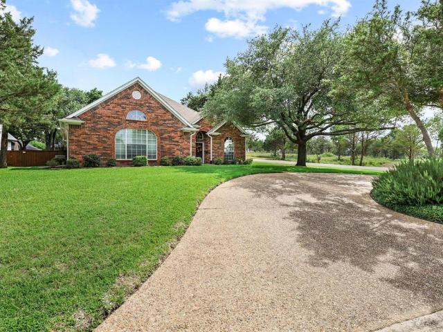 House for sale in Pottsboro, Texas
