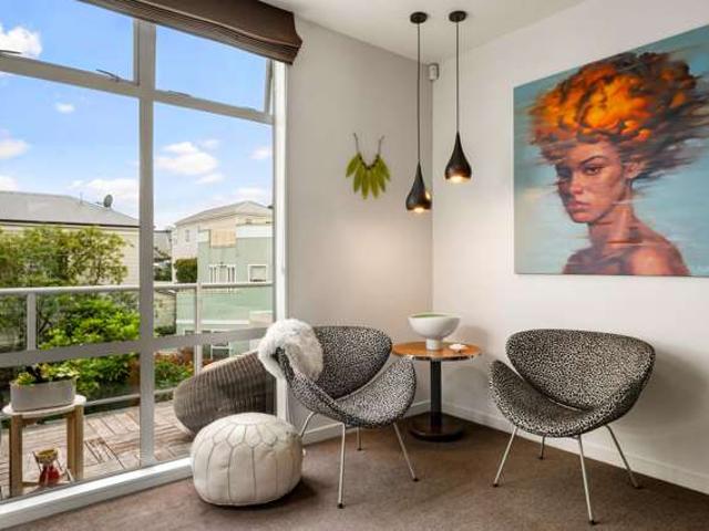 Townhouse for sale in Matata, Wellington