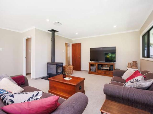 Property for sale in Kimbolton