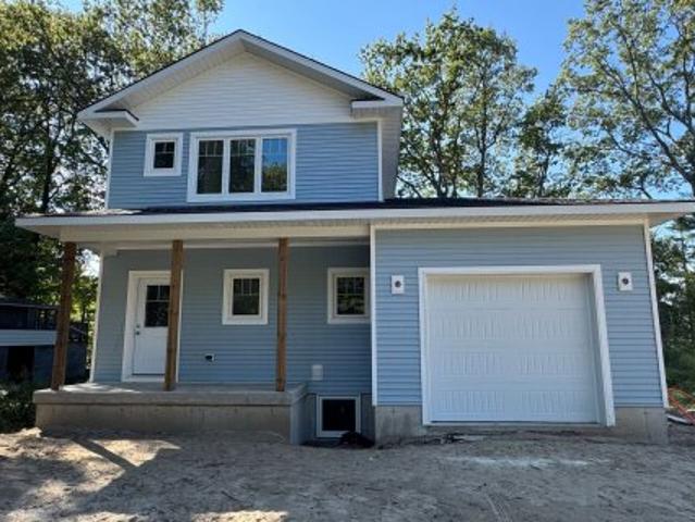 House for sale in Wasaga Beach, Ontario