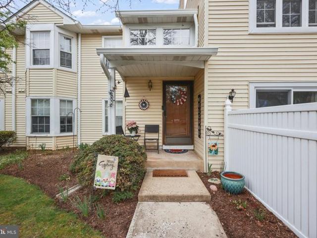 Condo for sale in Hightstown, New Jersey