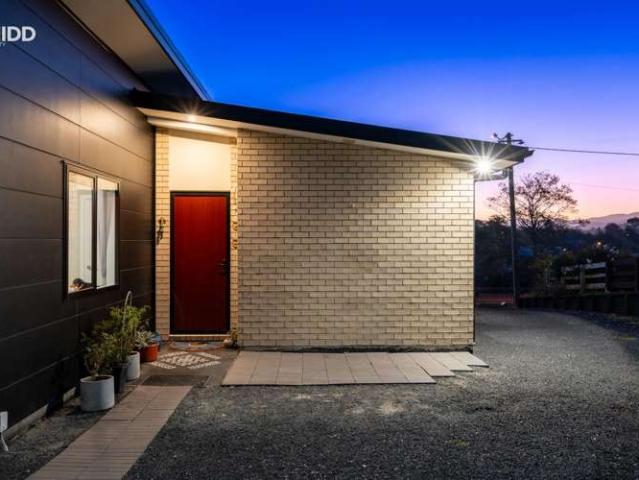 House for sale in Otakou