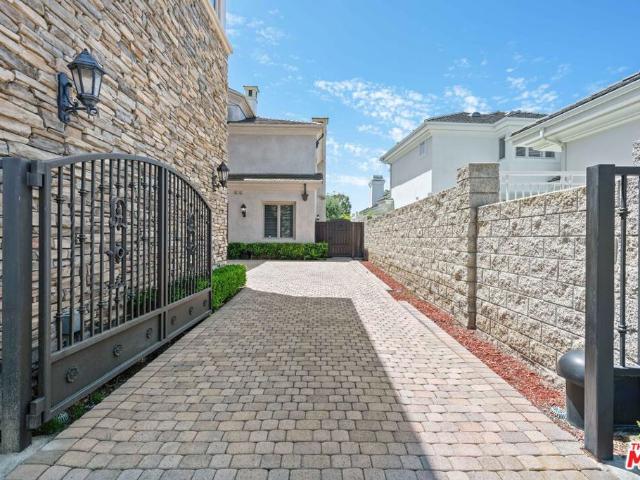 House for sale in Laguna Niguel