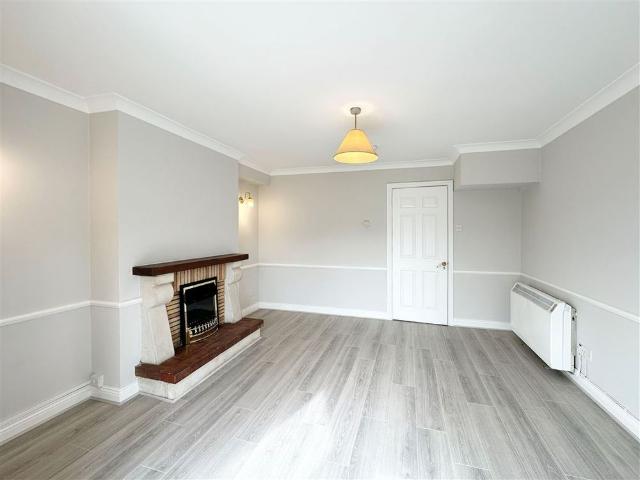 House to rent in Bluebell, North Tipperary