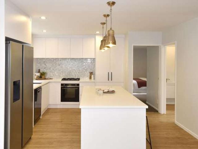 House for sale in Chaslands, Canterbury