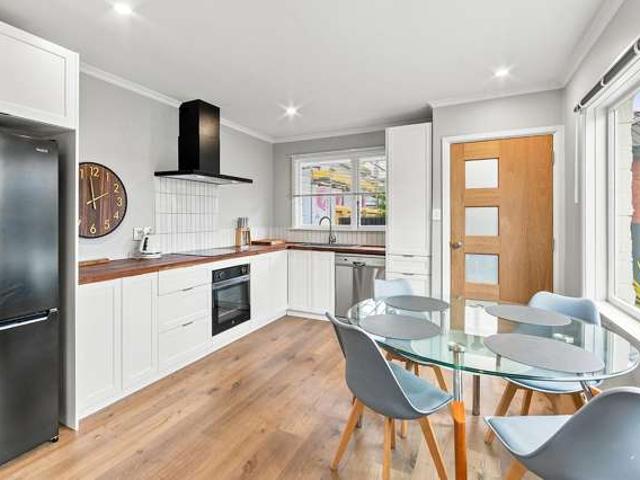 House for sale in Saint Albans, Canterbury