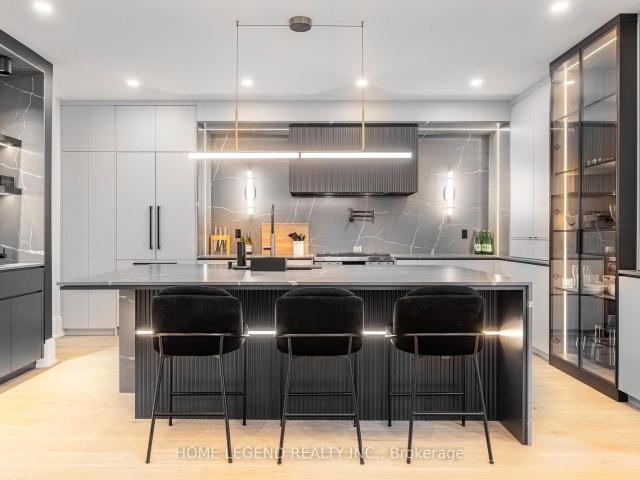 Townhouse for sale in Woburn, Ontario