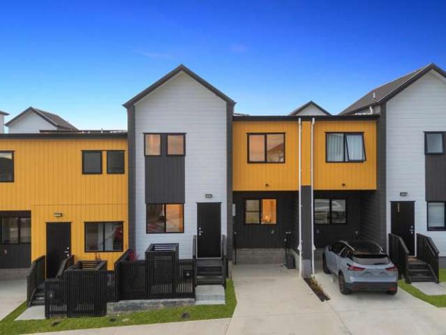 Townhouse for sale in Howick