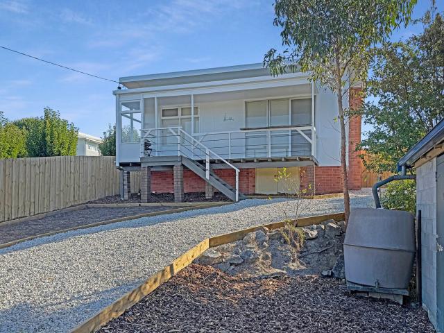 Apartment for rent in Scamander, Tasmania