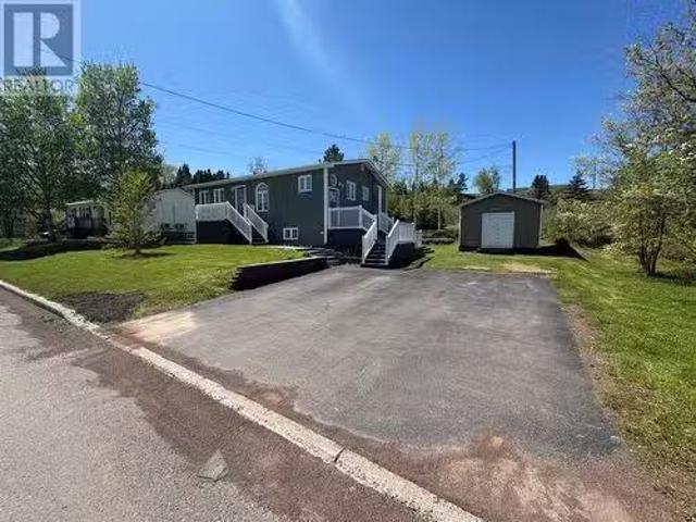 House for sale in Botwood, Newfoundland And Labrador