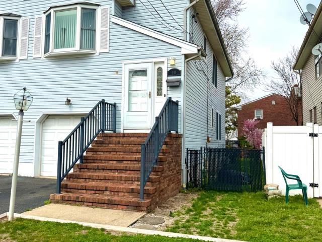 House for sale in Carteret, New Jersey