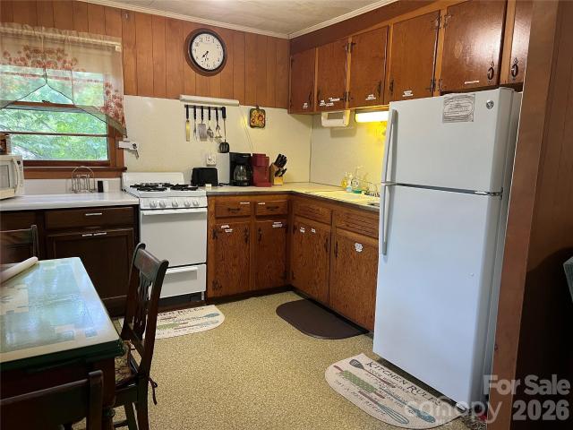 House for sale in East Flat Rock, North Carolina