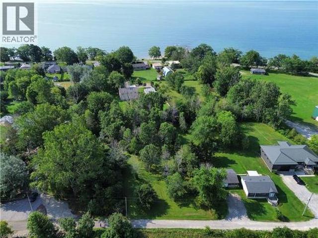 Land for sale in Ontario