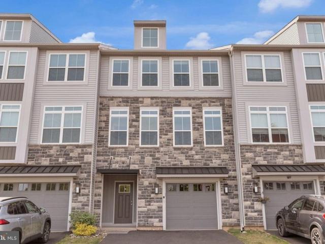 Townhouse for sale in Bucks, Pennsylvania