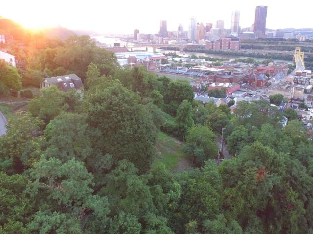 House for sale in Pittsburg, Pennsylvania