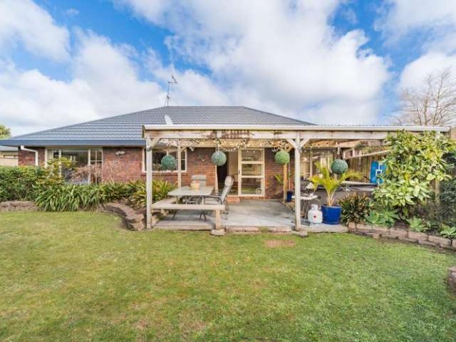 House for sale in Fitzherbert, Palmerston North