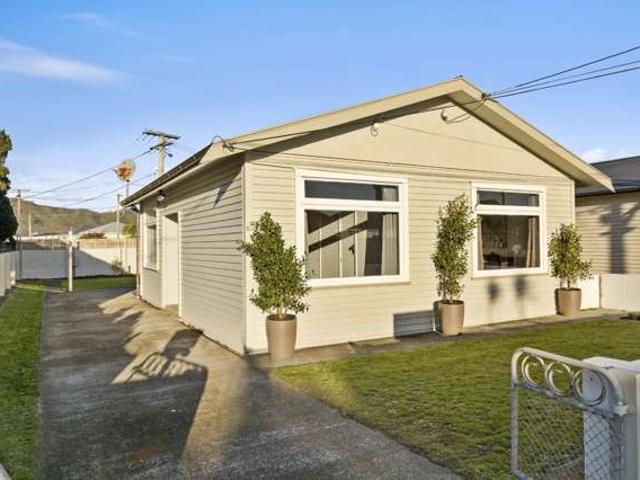 House for rent in Matata, Wellington