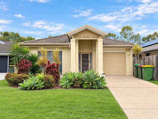House for rent in Little Mountain, Sunshine Coast Regional