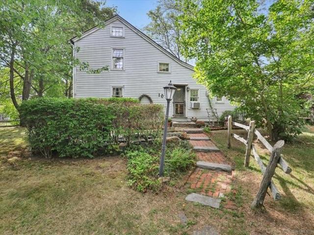 House for sale in East Lyme, Connecticut