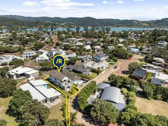Townhouse for sale in Pauanui, Waikato