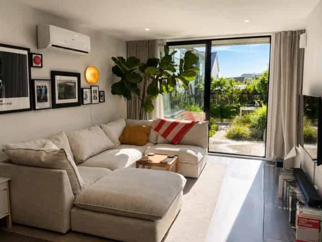 House for rent in Paremoremo, Oroua County