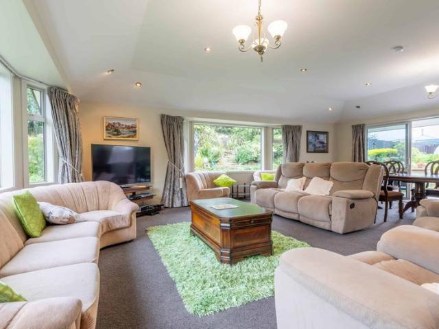 House for rent in Otakou