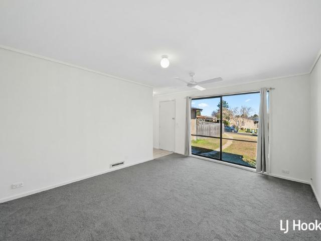 House for rent in Charnwood, Australian Capital Territory