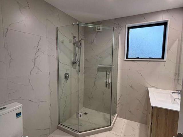 Townhouse for rent in Paremoremo