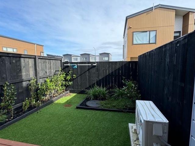 House for rent in Howick, Oroua County