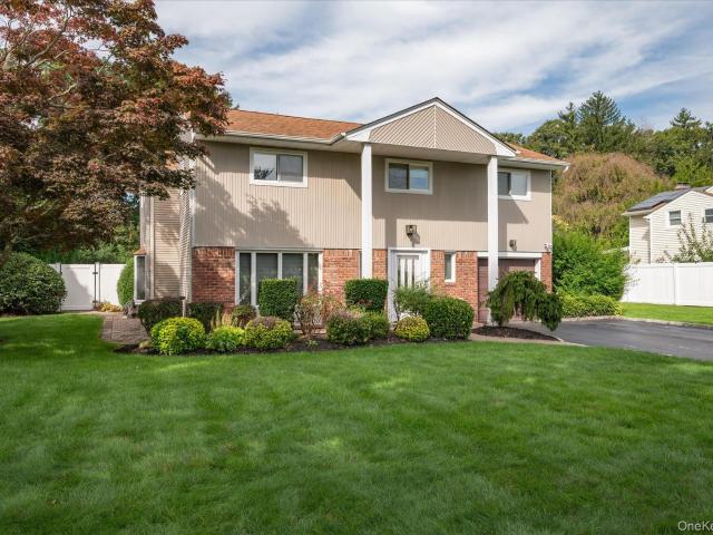House for sale in Huntington, New York