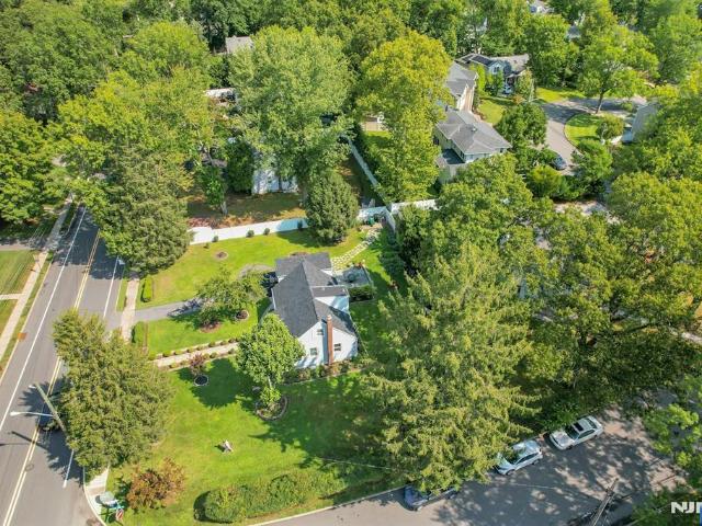 House for sale in Cresskill, New Jersey