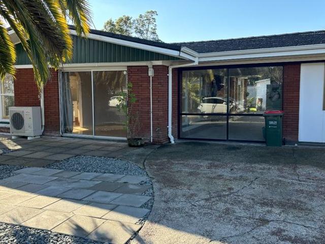 House for rent in Hamilton Lake, Hamilton City