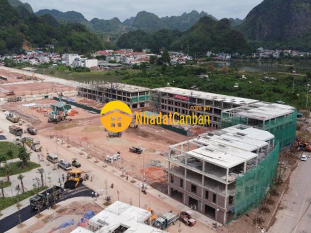 Nhà mặt phố bán