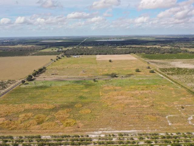 Property for sale in Fort Meade, Florida